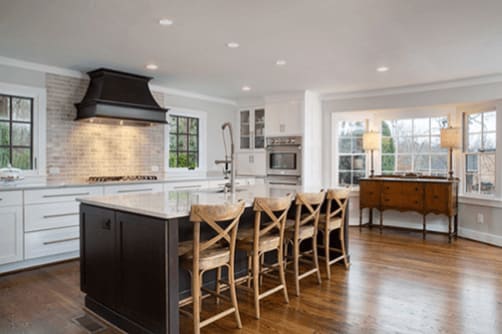 white shaker style cabinets