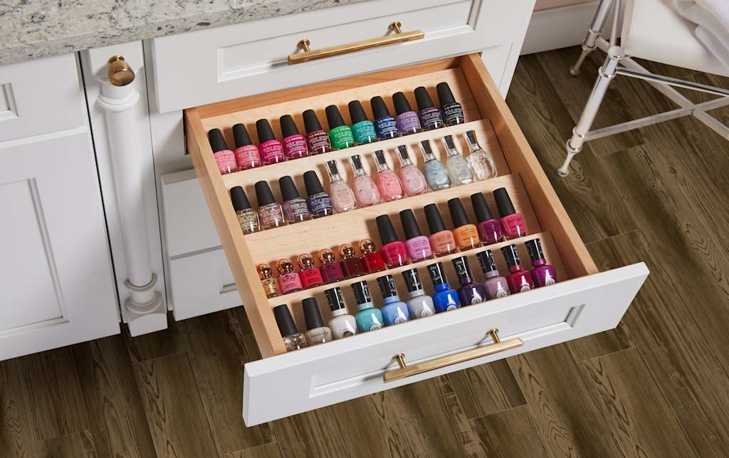 kitchen cabinet drawers storage solution