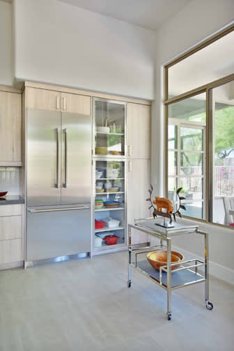 Arcadia is Decorative Laminate Veneer Door door group with a Slab cabinet door from Wellborn Cabinet.