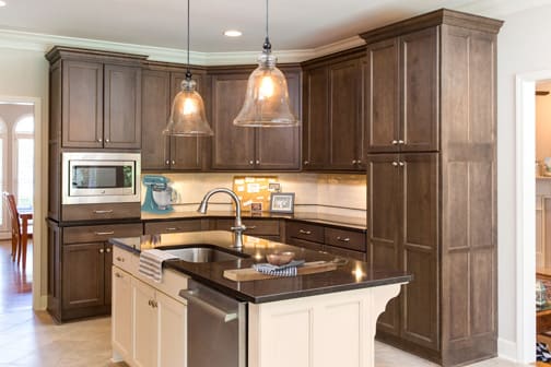 A Maple Kitchen featuring Millbrook Square cabinet doors in Divinity and Drift from Wellborn Cabinet, Inc.