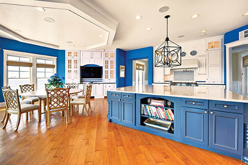 A Maple Kitchen featuring Melrose cabinet doors in Glacier from Wellborn Cabinet, Inc.