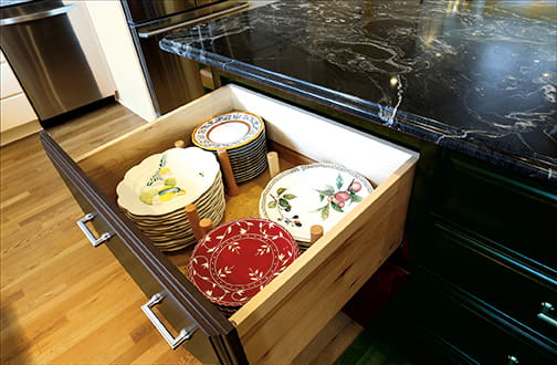 These Dark, Light, and Beige cabinets for the 2013 Design Contest and Residential Home home were provided by Wellborn Cabinet, Inc.