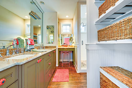 These ColorInspire cabinets for the 2014 Echelon and Residential Home home were provided by Wellborn Cabinet, Inc.