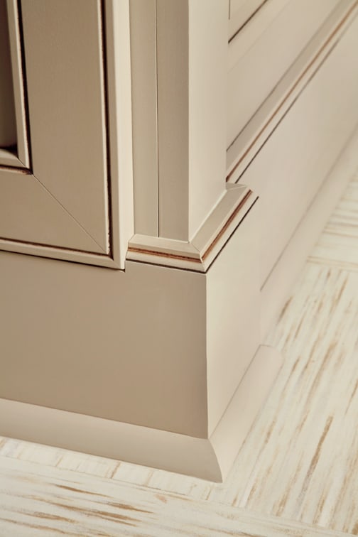 This Base Moulding - Furniture and Scribe Moulding - Shoe will help make your cabinetry look great.