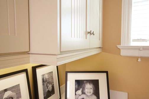 These Light and Beige cabinets for the 2009 HGTV Dream Home and Residential Home home were provided by Wellborn Cabinet, Inc.