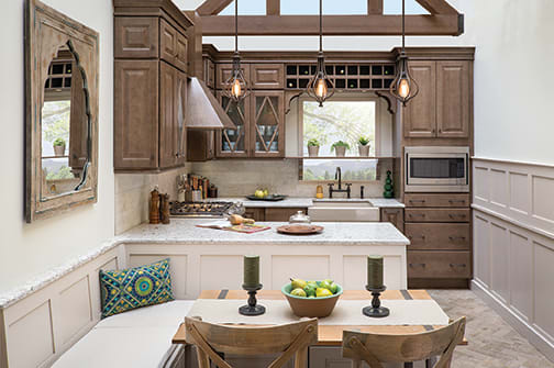 A Maple Kitchen featuring Davenport Square cabinet doors in Drift from Wellborn Cabinet, Inc.