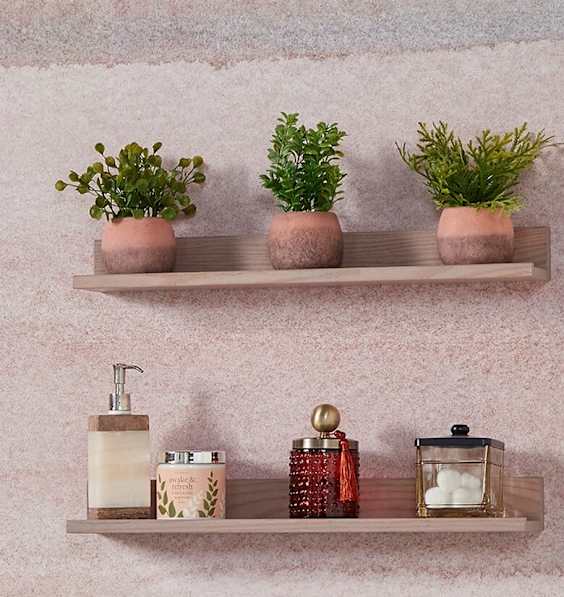 open shelves in KBIS set