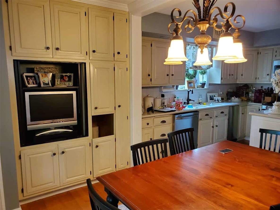 traditional kitchen with white cabinets