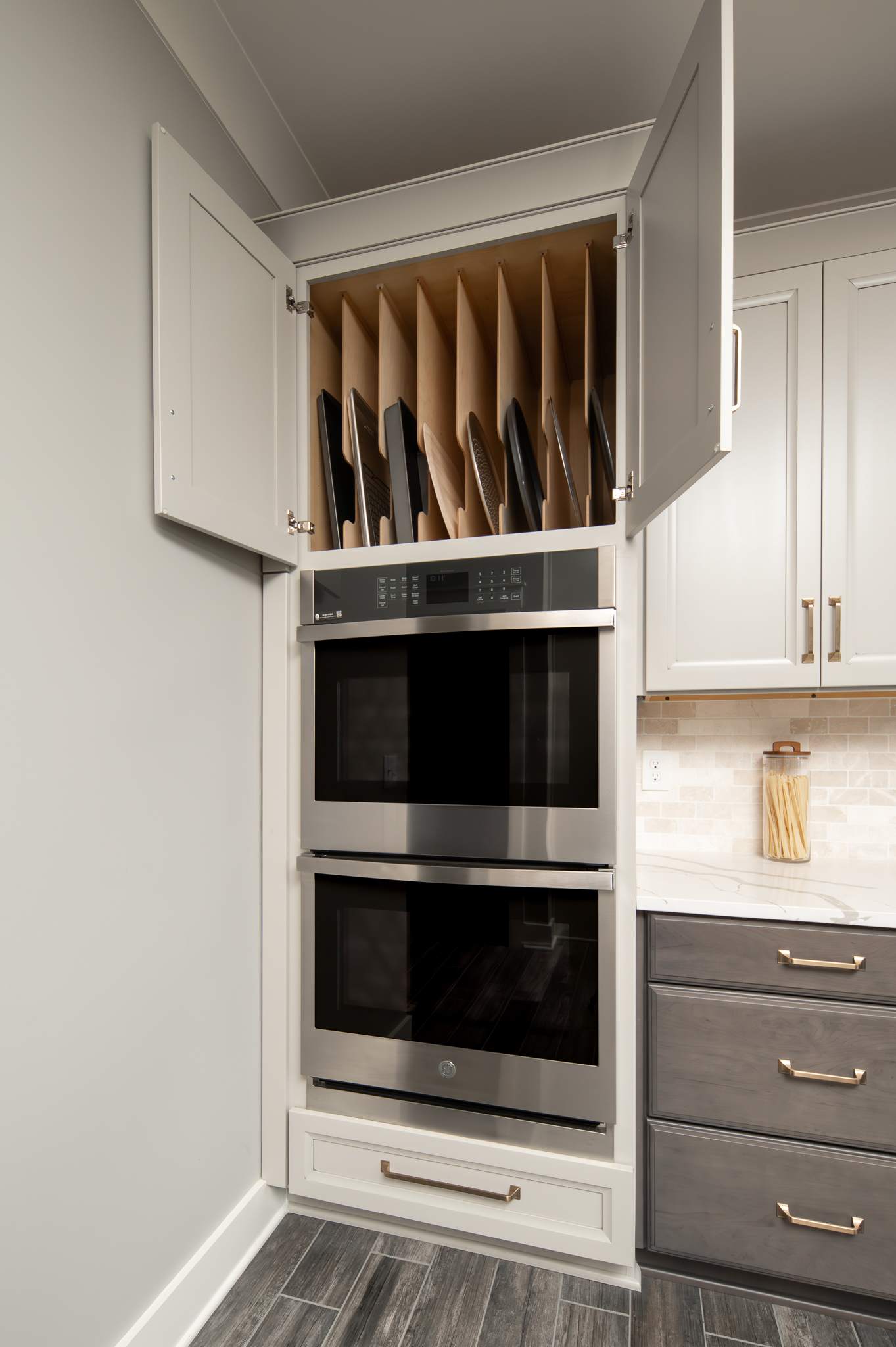 kitchen pan holders