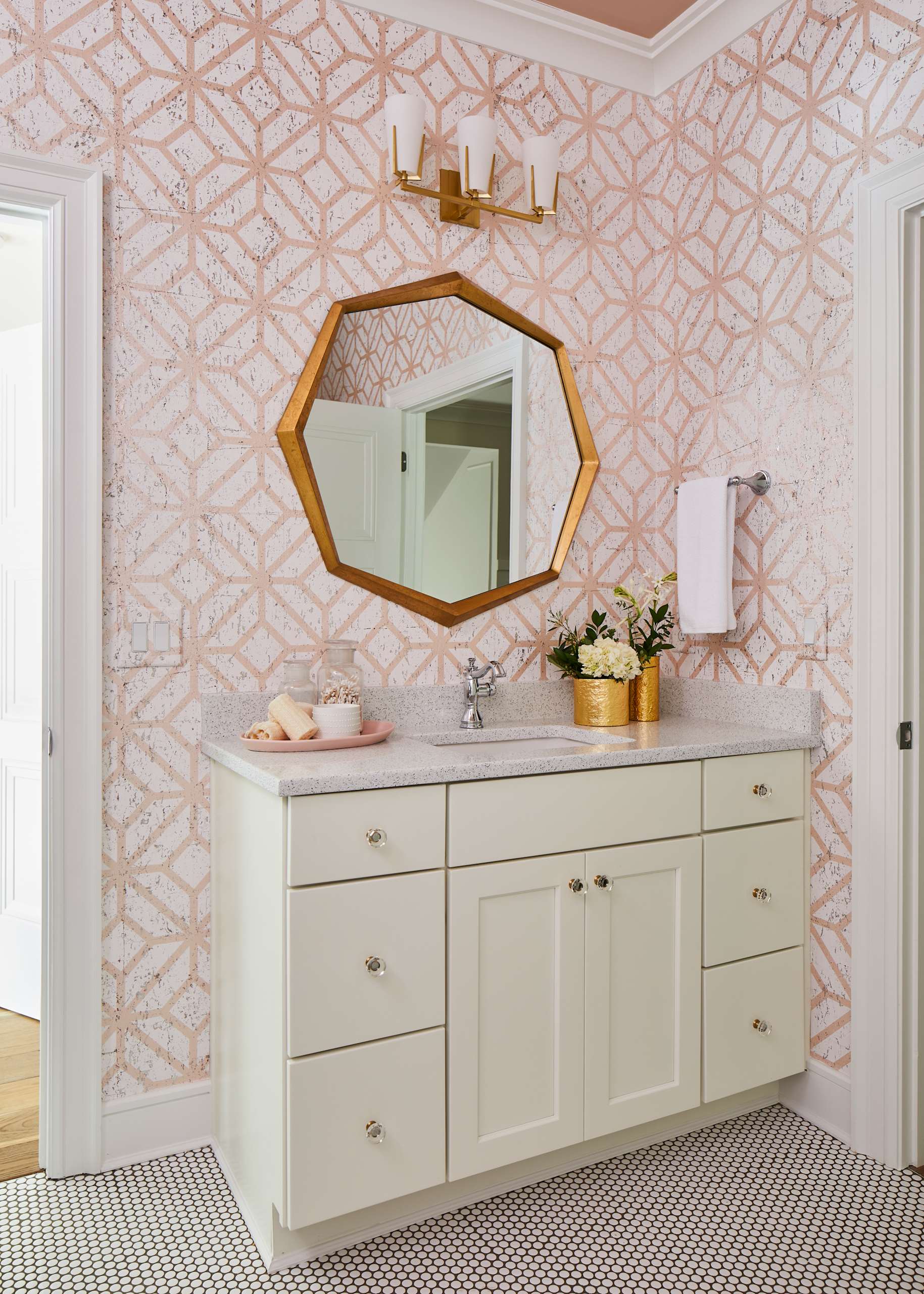 Galena Square is a Recessed and Square cabinet door from Wellborn Cabinet.