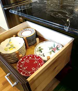 These Dark, Beige, and Light cabinets for the 2013 Design Contest and Residential Home home were provided by Wellborn Cabinet, Inc.