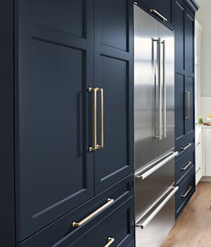 Galena Square is Wood Door door group with a Square and Recessed cabinet door from Wellborn Cabinet.