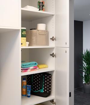 Midtown is Decorative Laminate Veneer Door door group with a Slab cabinet door from Wellborn Cabinet.