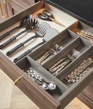 Morristown is Decorative Laminate Veneer Door door group with a Square and Recessed cabinet door from Wellborn Cabinet.