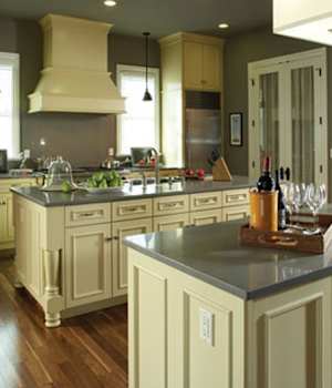 These ColorInspire cabinets for the 2009 HGTV Dream Home and Residential Home home were provided by Wellborn Cabinet, Inc.