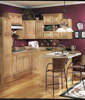 A Maple Kitchen featuring Kingston Square cabinet doors in Light from Wellborn Cabinet, Inc.
