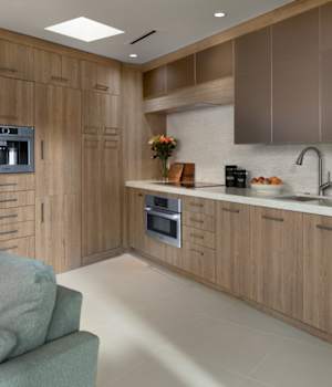 22TNAR WBST RMGL ARC EBM HKA KTCH 72L