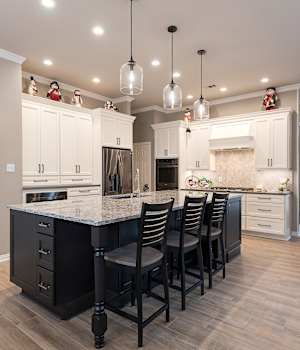 A Maple Kitchen featuring Henlow Square cabinet doors in Glacier and Nightfall from Wellborn Cabinet, Inc.
