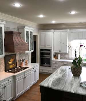Traditional Kitchen Design with Rich Detail