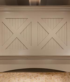 A Cherry Kitchen featuring Henlow Square cabinet doors in Pebble from Wellborn Cabinet, Inc.