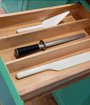 Antigua is a Square cabinet door from Wellborn Cabinet.