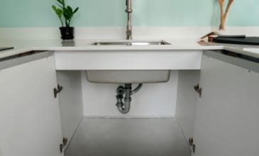 measure kitchen plumbing