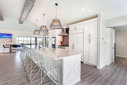 4231Myrtle Kitchen1
