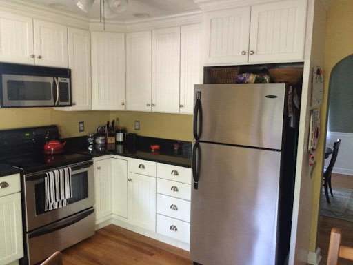 before small kitchen renovation