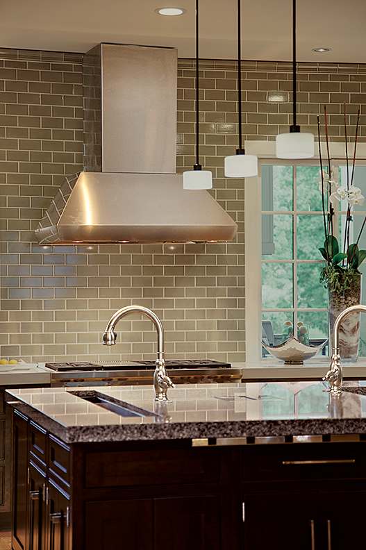 These Dark and Brown cabinets for the 2009 GreenHaven Home and Residential Home home were provided by Wellborn Cabinet, Inc.