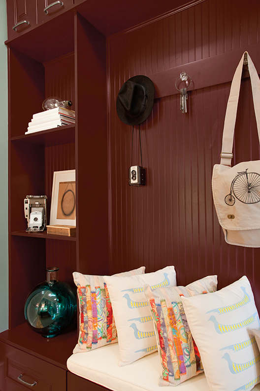 These ColorInspire cabinets for the 2009 GreenHaven Home and Residential Home home were provided by Wellborn Cabinet, Inc.