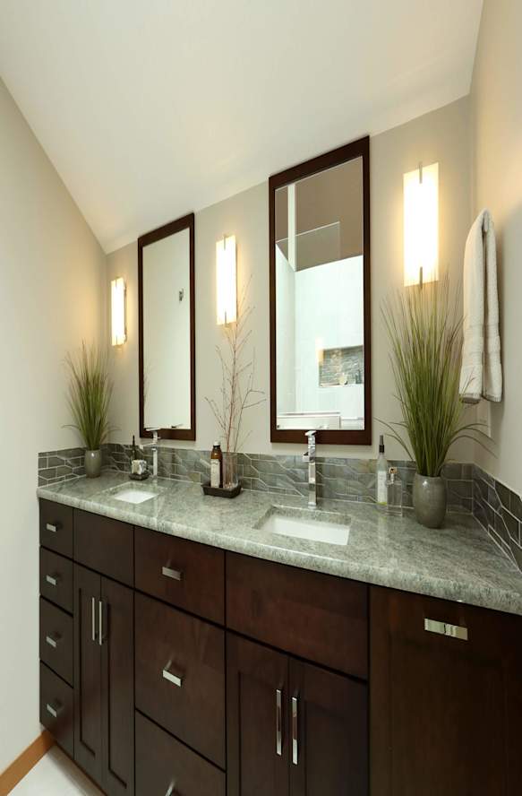 Prairie is a Recessed and Square cabinet door from Wellborn Cabinet.