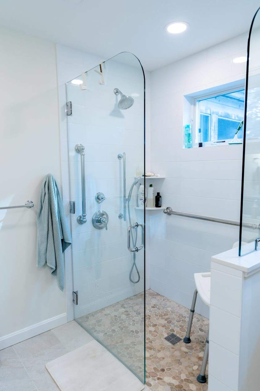 small bathroom shower
