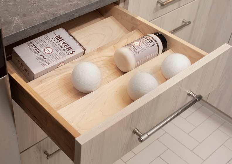 Arcadia is Decorative Laminate Veneer Door door group with a Slab cabinet door from Wellborn Cabinet.