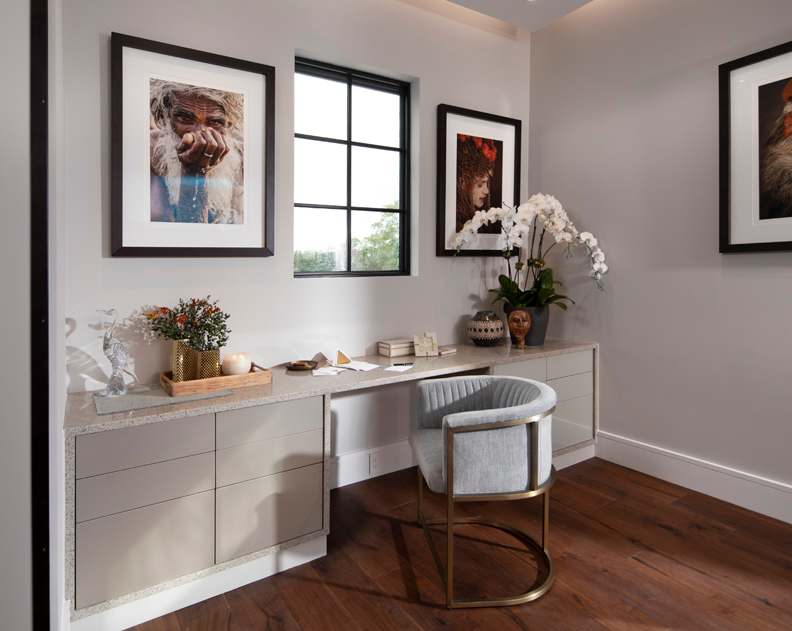 Midtown is Decorative Laminate Veneer Door door group with a Slab cabinet door from Wellborn Cabinet.