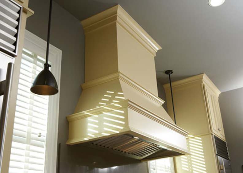 These ColorInspire cabinets for the 2009 HGTV Dream Home and Residential Home home were provided by Wellborn Cabinet, Inc.