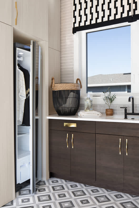 Bel-Air and Arcadia is Decorative Laminate Veneer Door door group with a Slab cabinet door from Wellborn Cabinet.